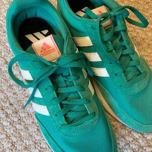Adidas unique green with pink accents shoes
